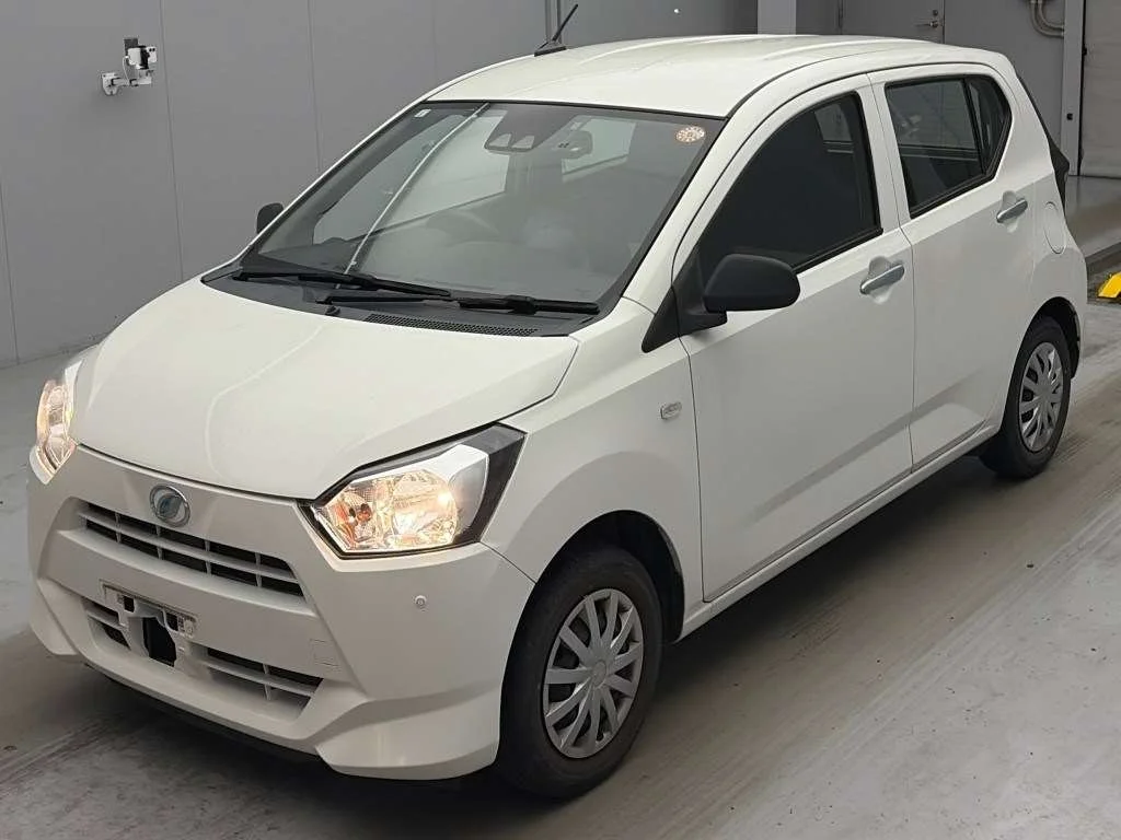 Daihatsu Mira e:S LA350S 2021